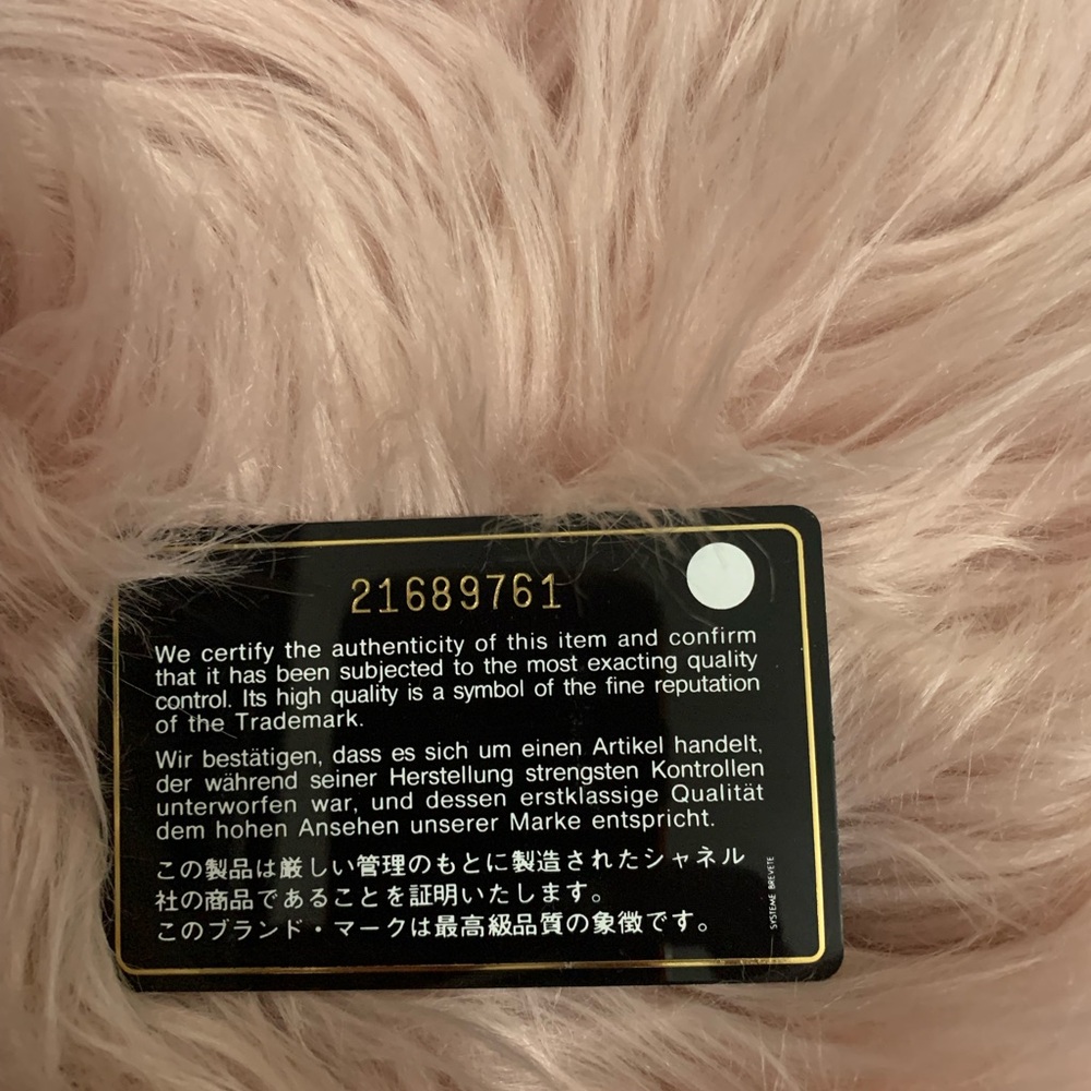 Authentic Chanel silver wallet - Picture 7 of 10